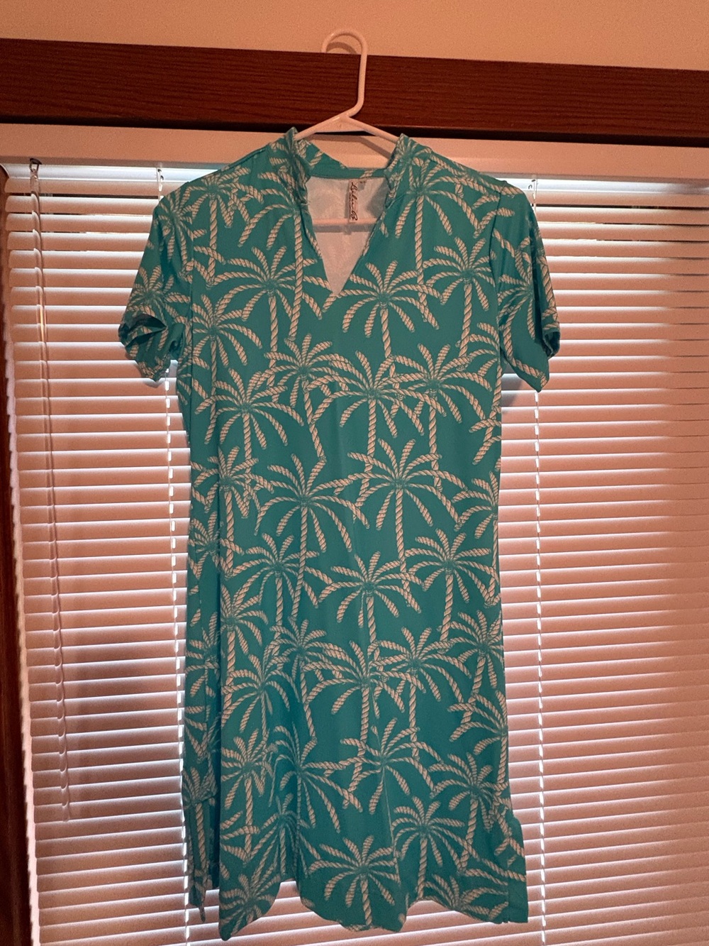 Lulu-B short-sleeve resort dress